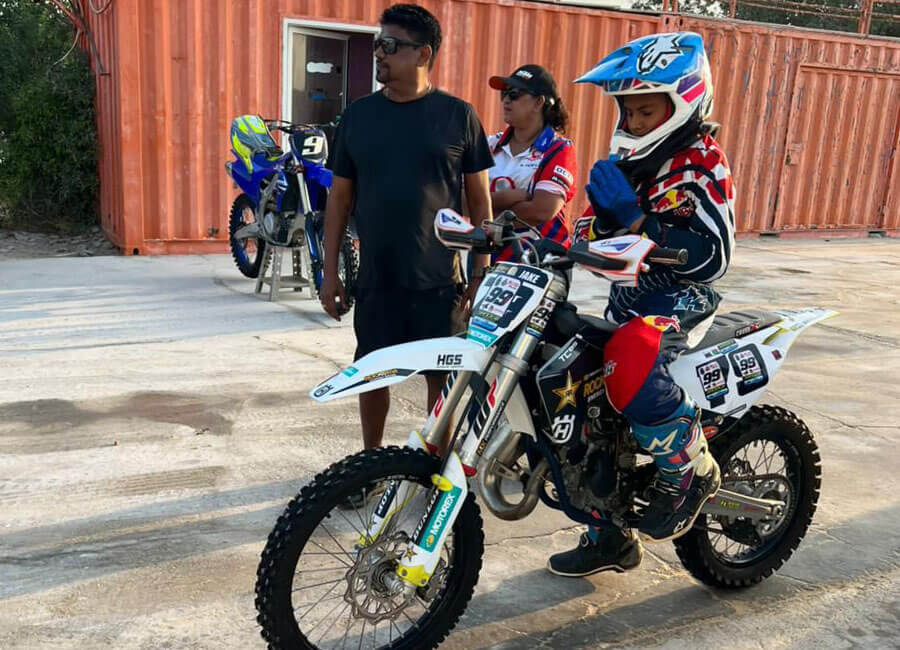8-de-mx-unterricht-training-preise-kosten-saetze-angebote-in-dubai-vae
