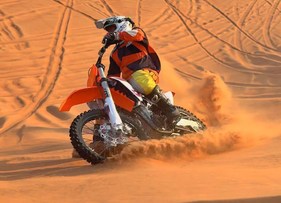 11-pt-pista-de-moto-enduro-dirtbike-motocross-al-badayer-dubai