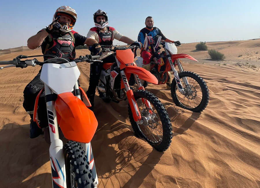 19-pl-zaawansowane-enduro-motocross-lekcje-dla-profesjonalnych-pilotów-uae-dubaj