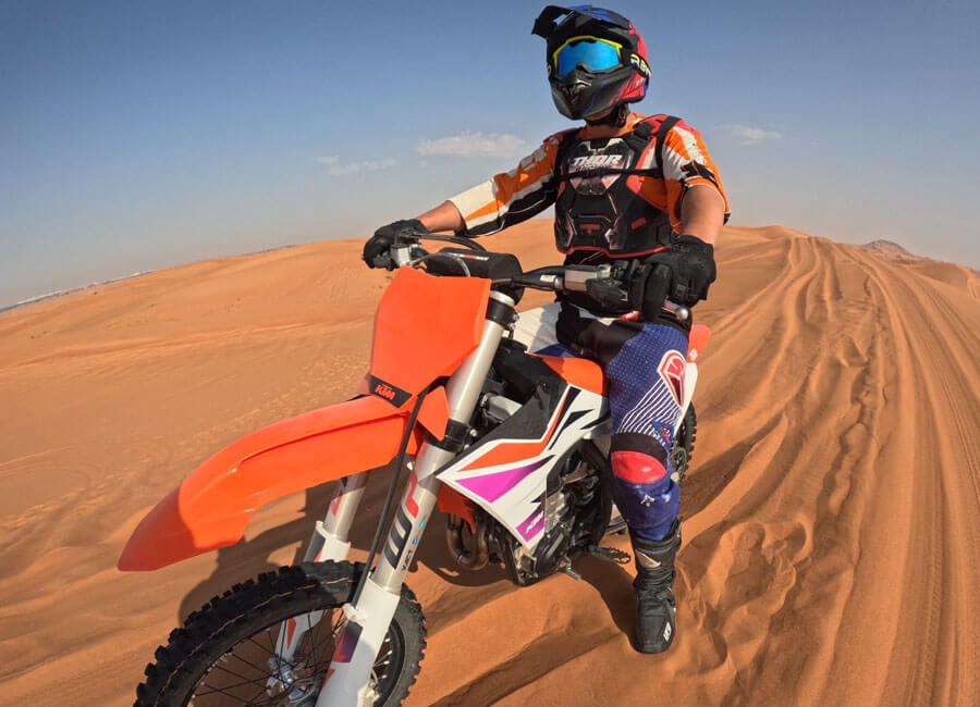 5-it-noleggio-moto-noleggi-assunzione-esperienza-a-dubai-uae