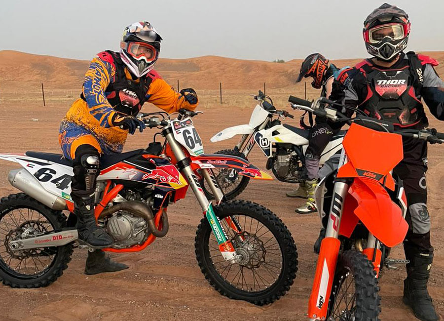 7-nl-motocross-enduro-dirt-bike-avontuur-groep-tour-dubai