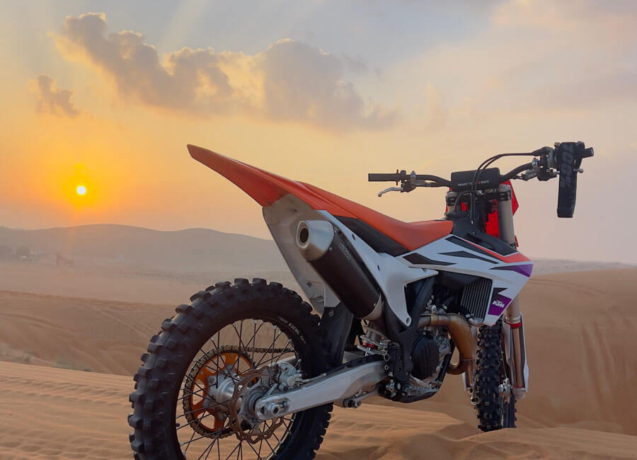 8-nl-ktm-enduro-dirt-bike-avonturen-dubai-vae